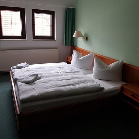 Hotel Zur Altstadt Calbe Екстер'єр фото