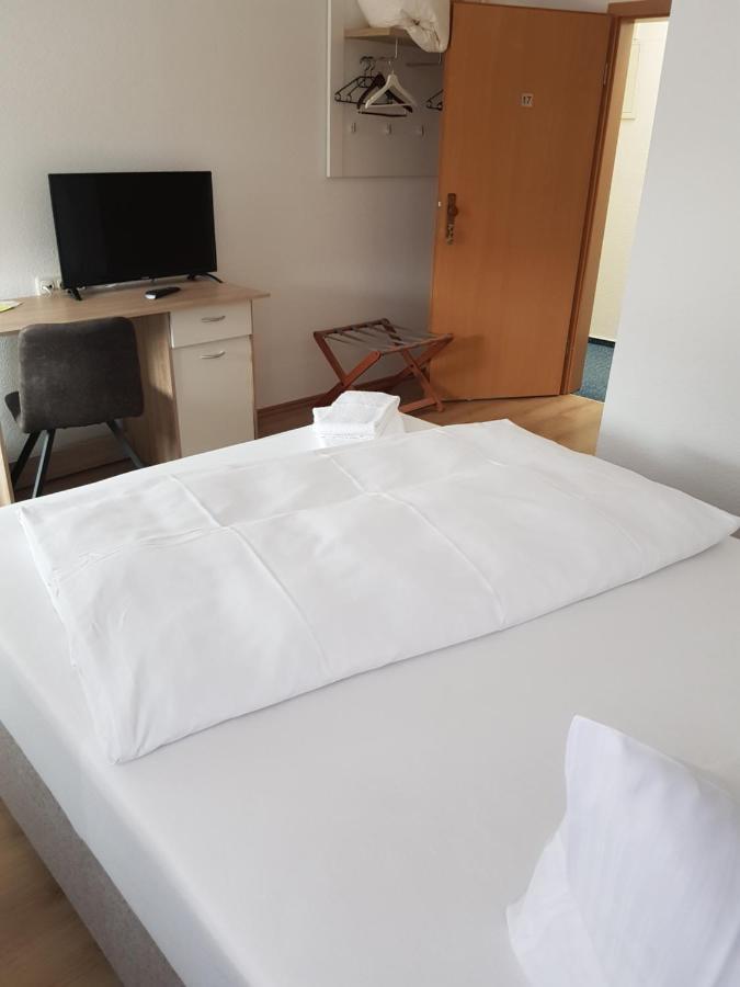 Hotel Zur Altstadt Calbe Екстер'єр фото